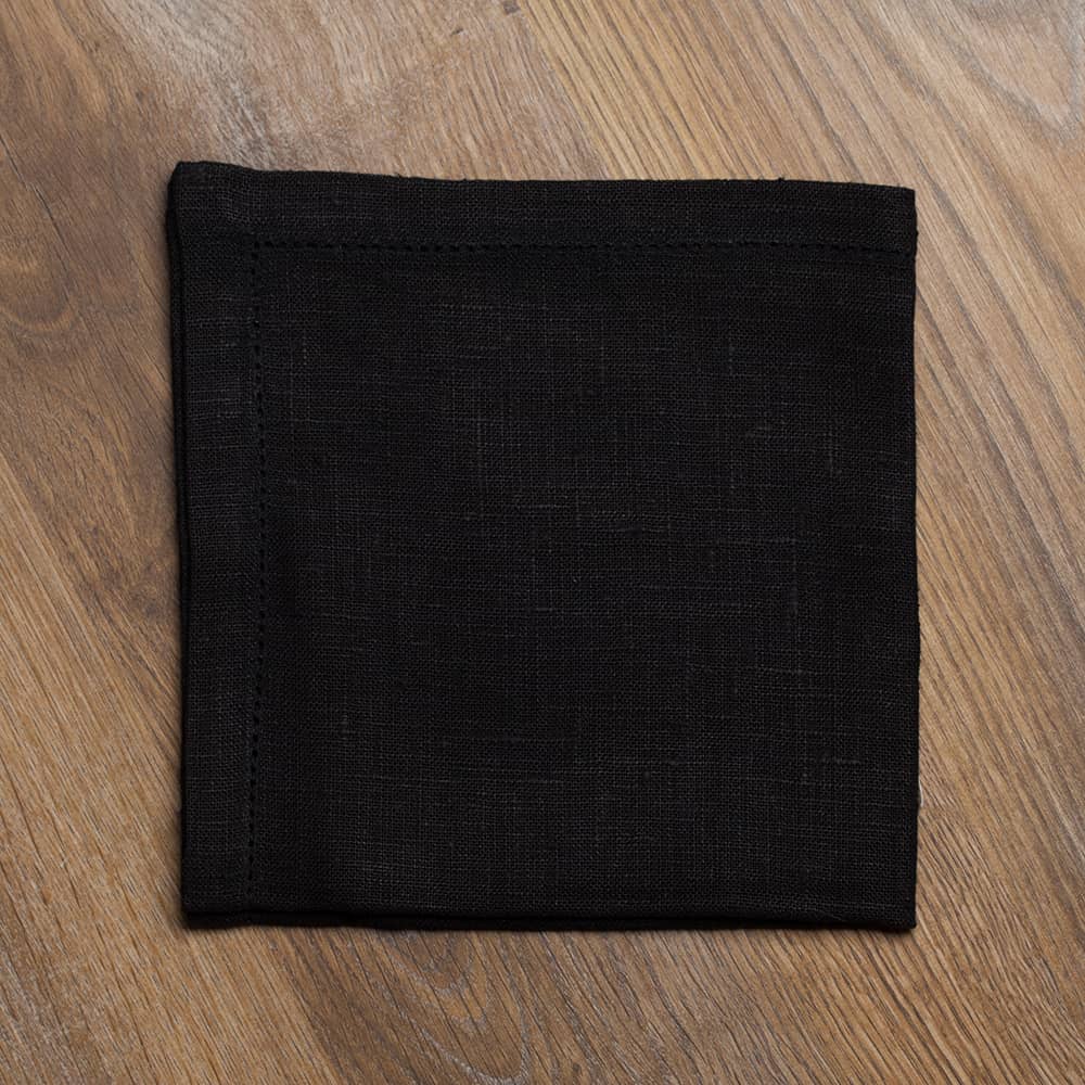 Pilutatud linane salvrätik Black Pilutatud linane salvrätik must