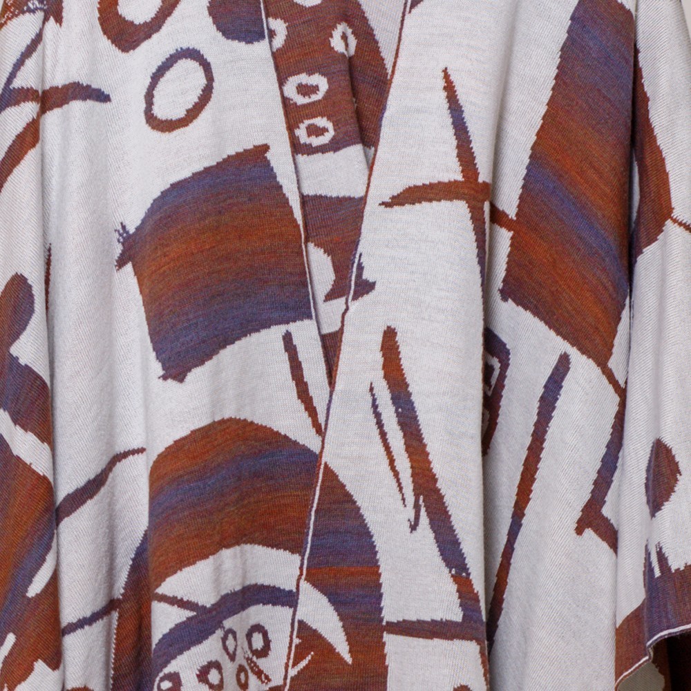 P079-skarlet-whaite-beige-crop Skarlet merino villast kootud pontšo valge-pruun