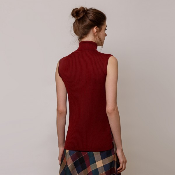 Filina wool knit burgundy top