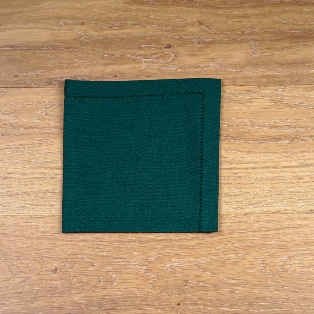 NPK004-Multi-100lin-green Салфетка с бродери тёмно-зелёная
