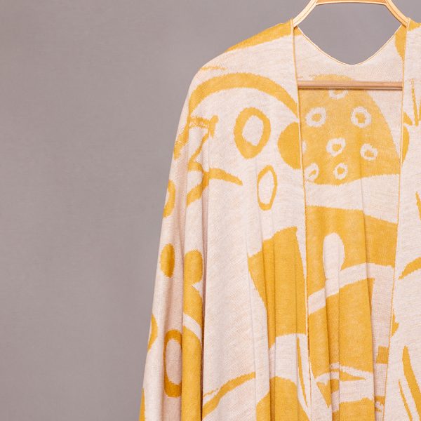 Skarlet linen with geometric pattern poncho yellow