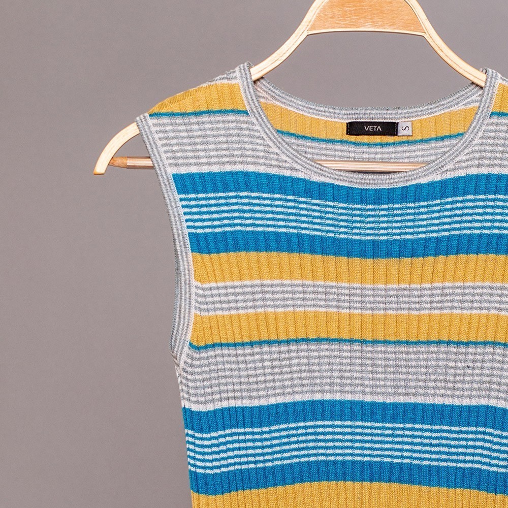 Vt079-Taina-blue lagoon-viscoose-top crop Taina sleevless striped rib-knit top blue lagoon