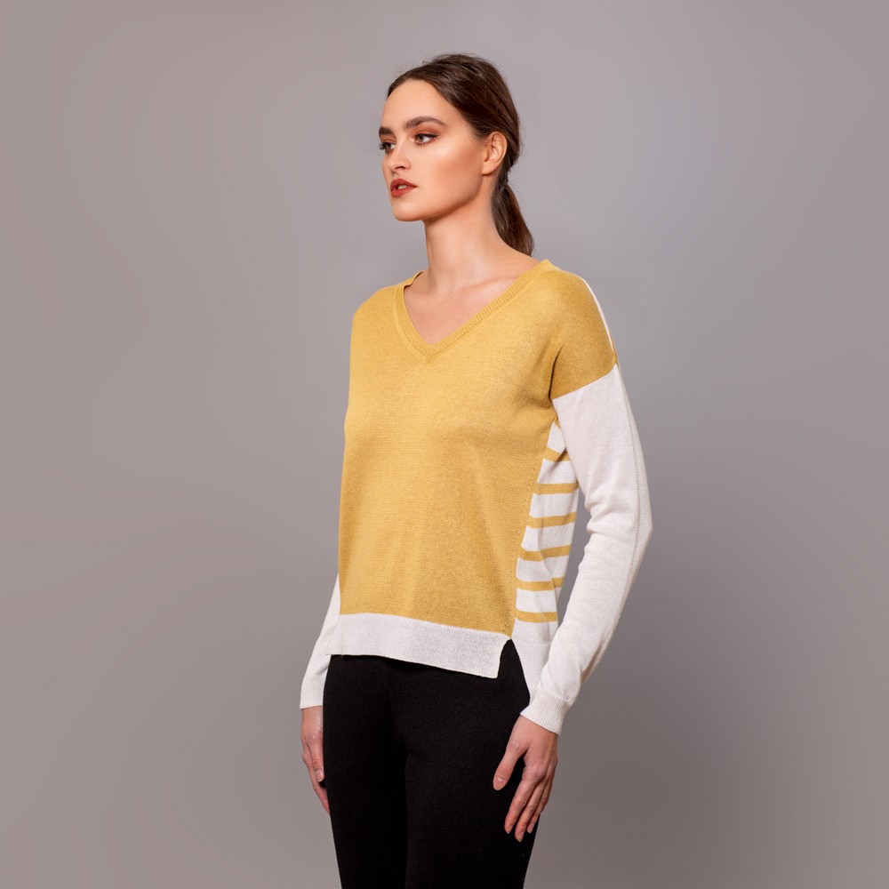 Loviz v-neck striped fine knit pullover yellow