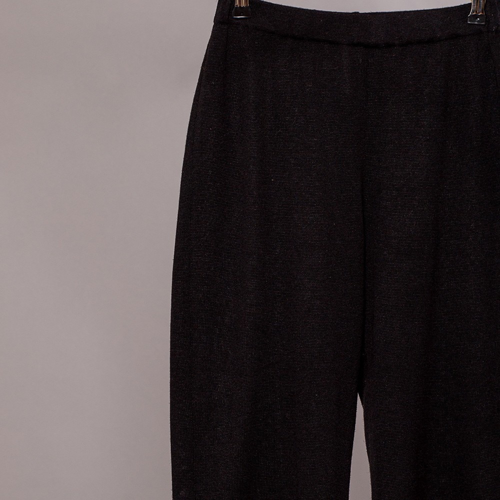 tr068-Vita-black-viscoose-trousers crop