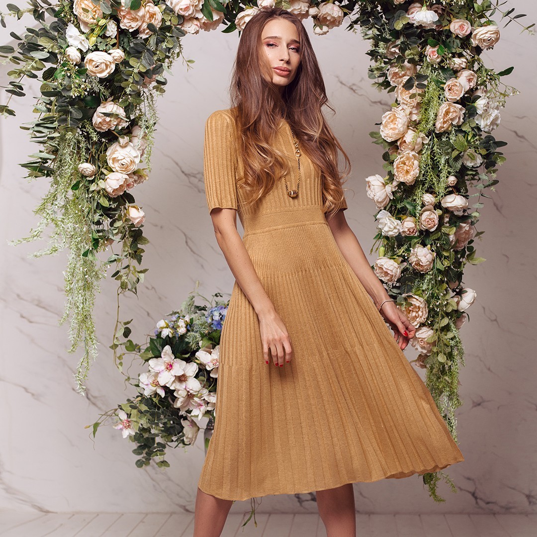 DR161-line dress Kaisa -1080x1080