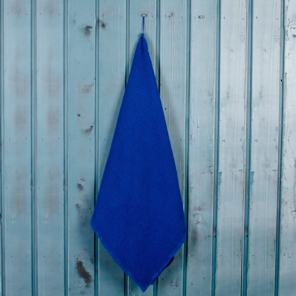 Льняное полотенце для бани синегого цвета