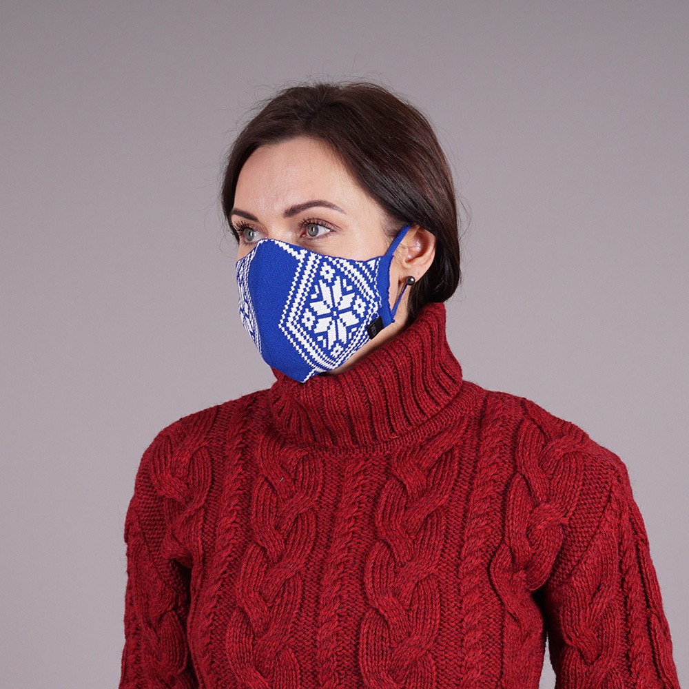 DSC07707 Nordstar blue knitted reusable mask