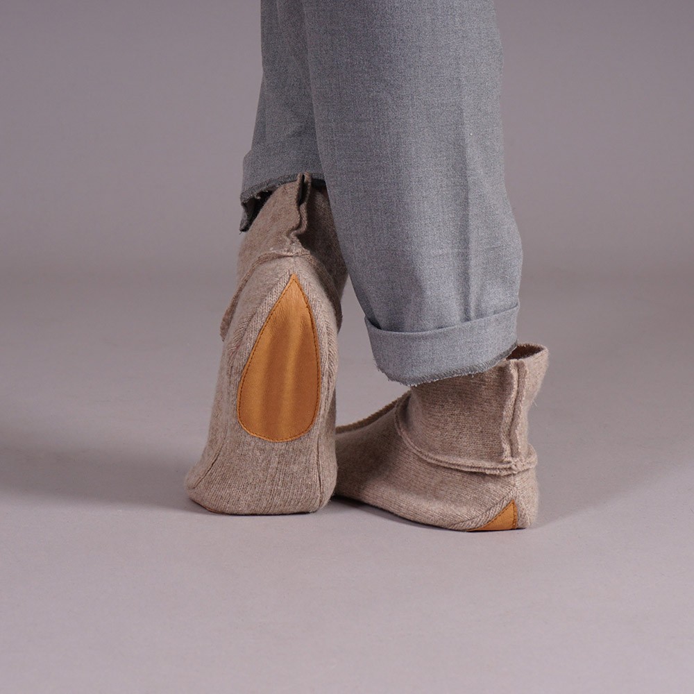 SU006 Adelina beige (2) Adelina soojad villased sussid beez