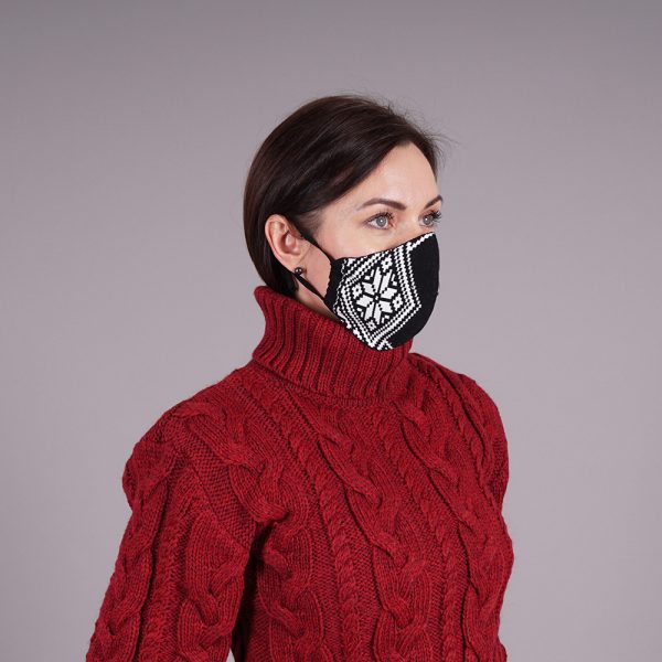 Nordstar black knitted reusable mask