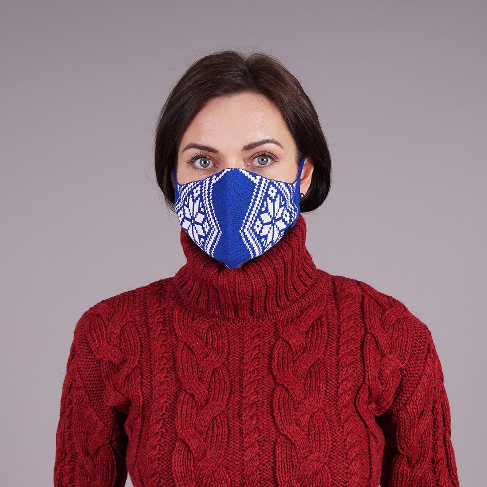 blue knitted mask with pattern Nordstar blue knitted reusable mask