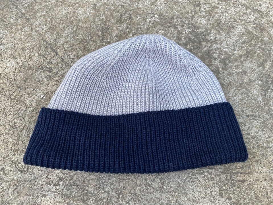 image-23-11-21-03-38-1 Arno двухцветная шапка из шерсти серая с синим