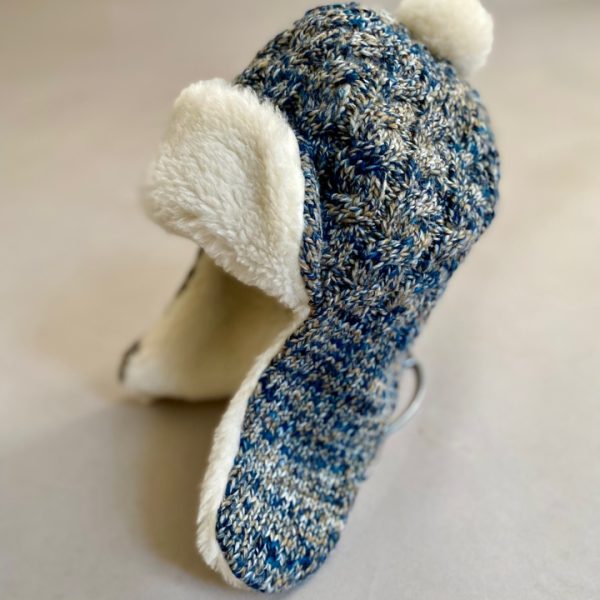 Tresse шапка-ушанка из шерсти мериноса синяя с бежевым