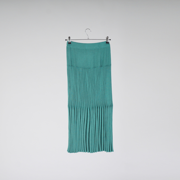 Milla long rib knit skirt green