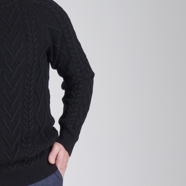 Mateo wool blend black pullover