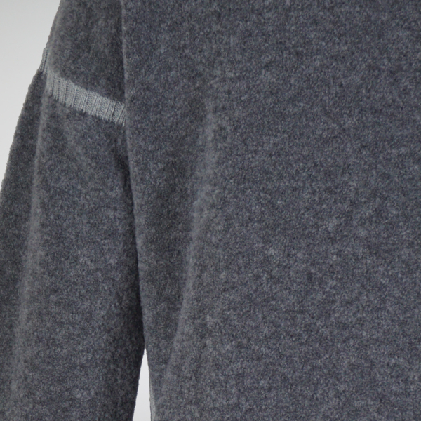 Janice O-neck grey knit pullover