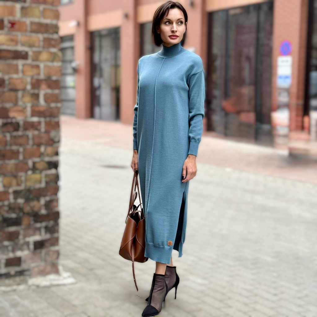 Pinata long sleeve pure wool knit dress blue