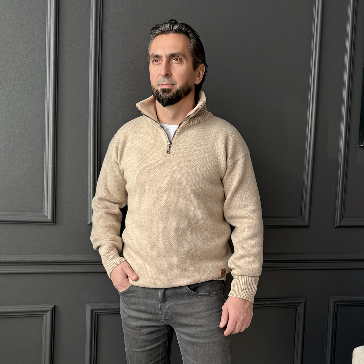 Olav zip-up high neck wool sweater beige