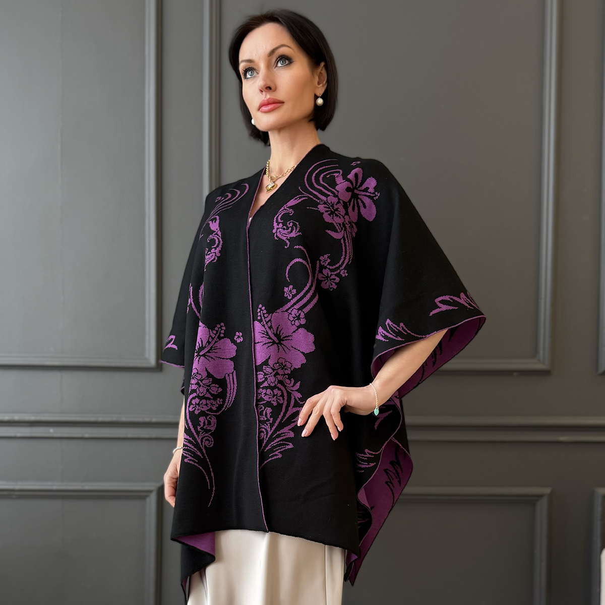 Hawaii Pure Merino Wool Poncho black-cherry