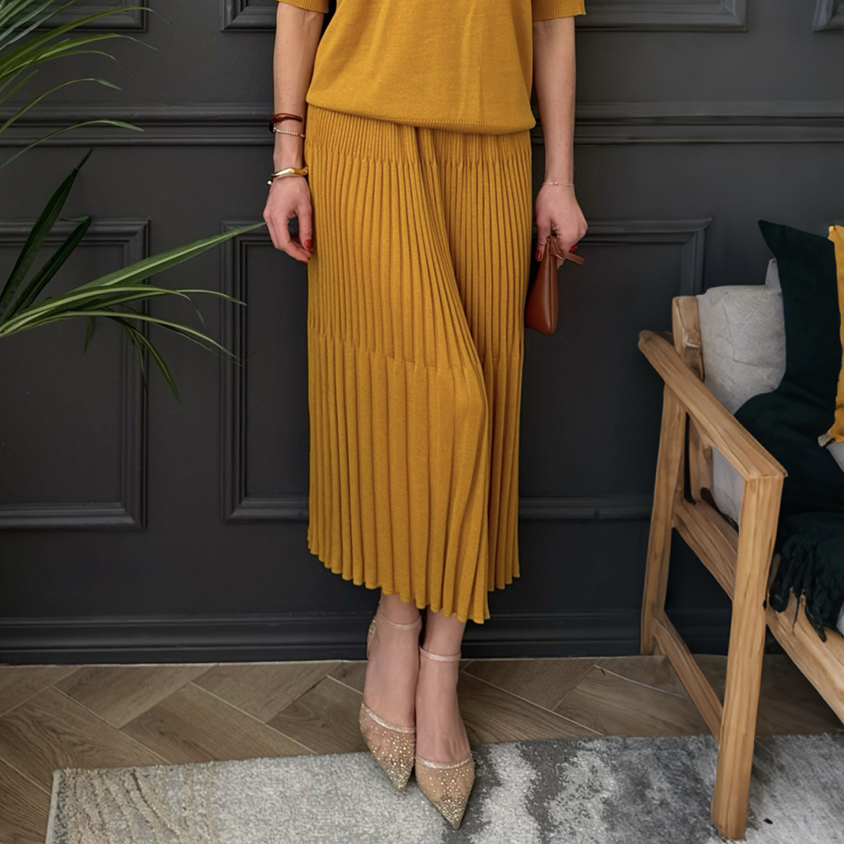 Leia юбка ребристая вязка желтого цвета